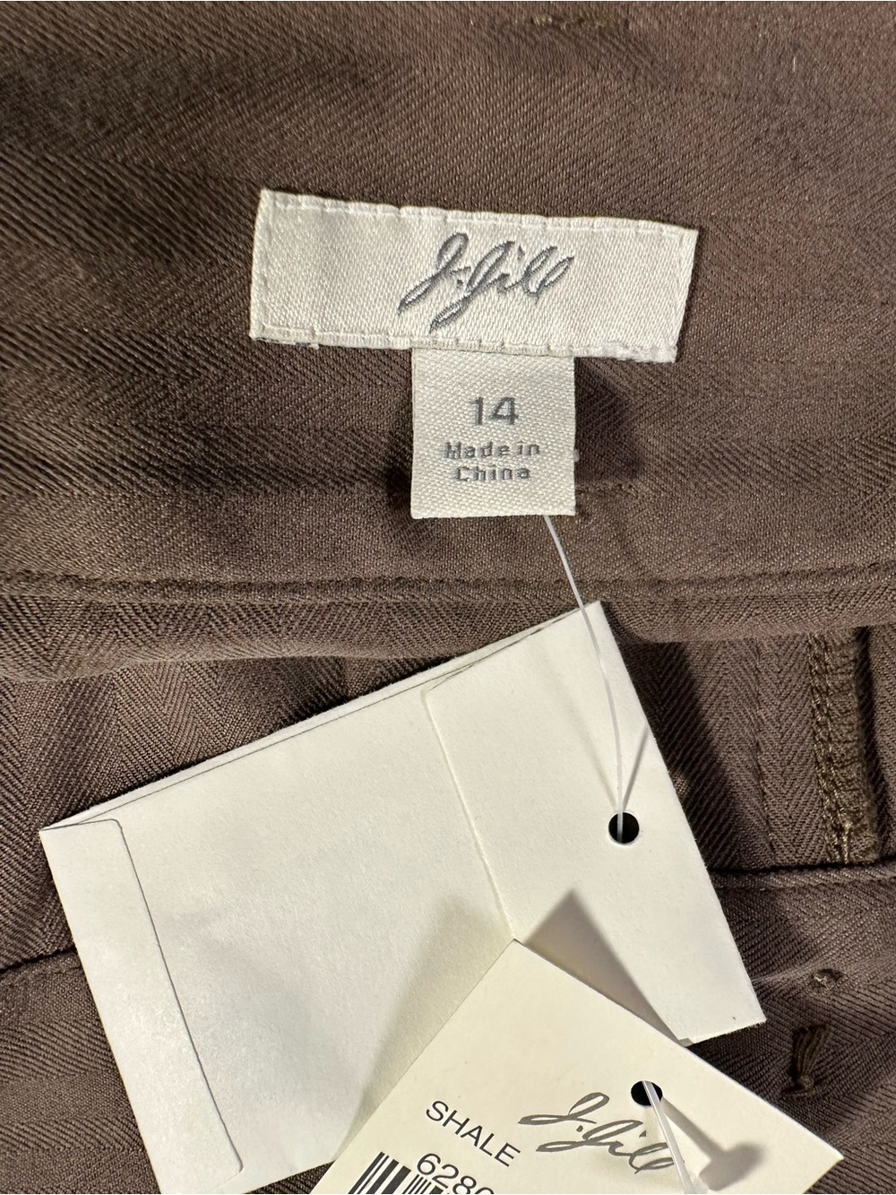 NWT J. Jill Versatile High-Waisted Maxi Skirt
Size14 Silk/Cotton - Picture 3 of 12